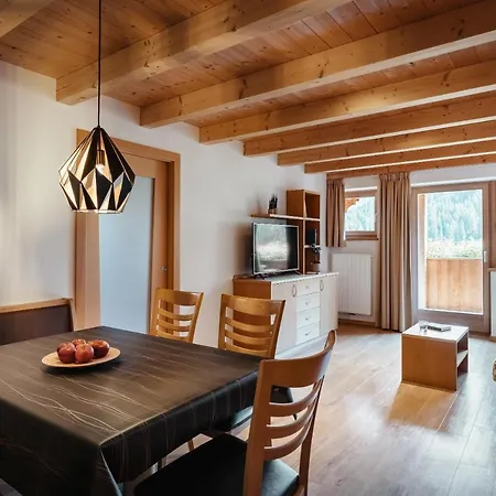 Sotmarin Aparthotel La Villa (Trentino Alto Adige)